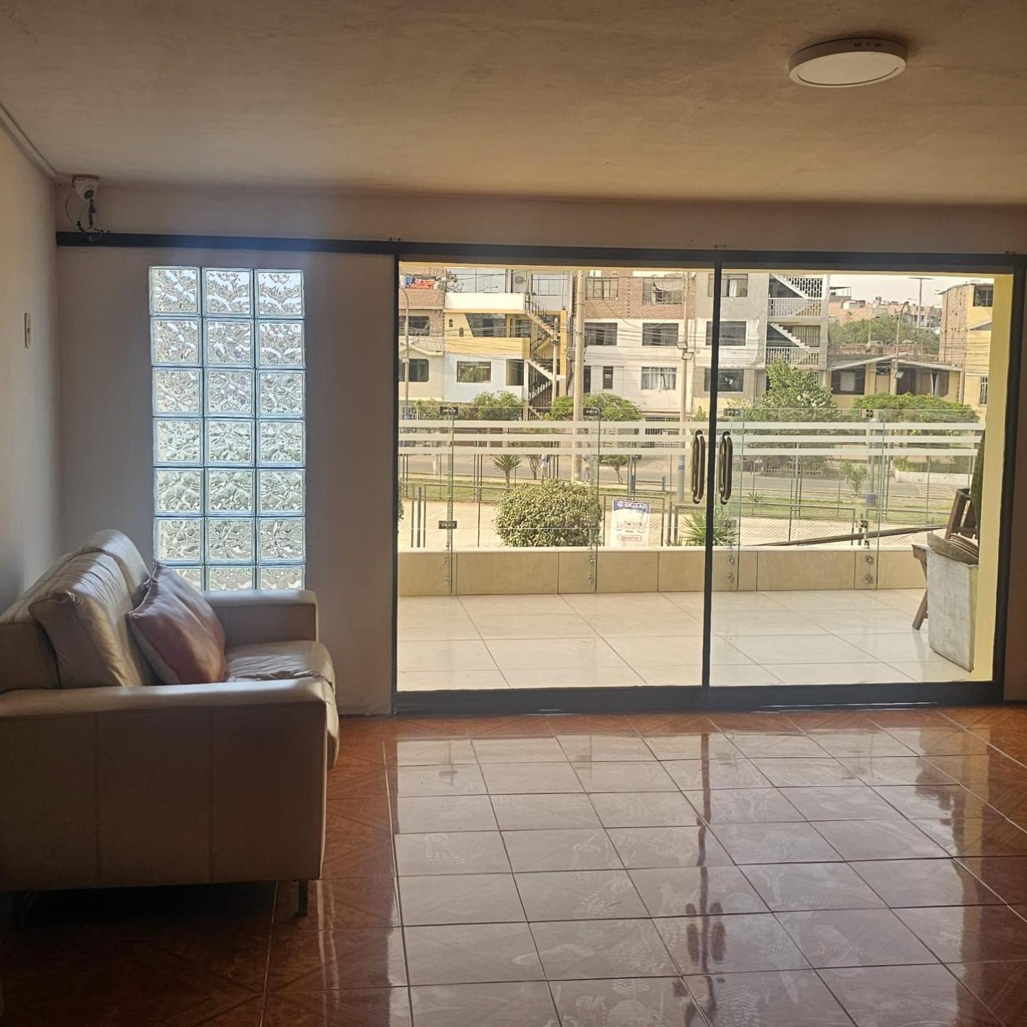 Hostal Turistico El Cajamarquez Лима Екстериор снимка